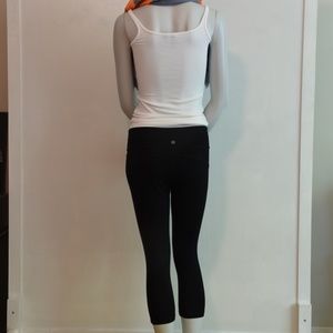BUNDLE TWO MARIKA SPORT CAPRI LEGGINGS Size S (4-6)
